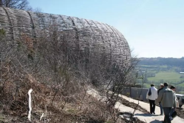 Objet de nombreuses polémiques en amont et pendant la campagne, le Scénoparc a contribué à la défaite de Pierre Fouillade.