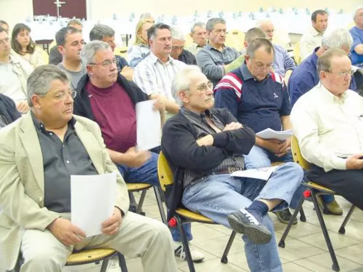 La Fédération de pêche en assemblée générale à Arpajon.