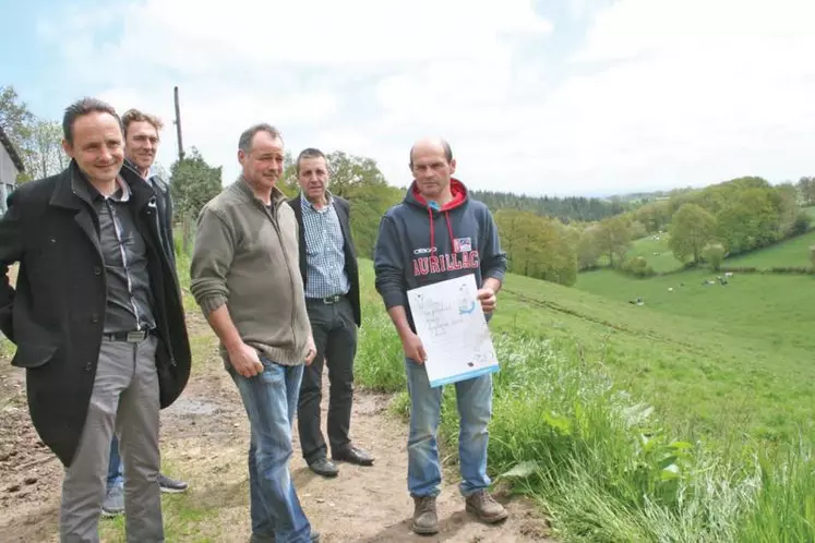 Après les briques de lait, l’APLMcompte lancer d’ici la fin d’année une tomme de montagne, puis du beurre dans un esprit de partenariat gagnant avec les entreprises impliquées dans cette filière.