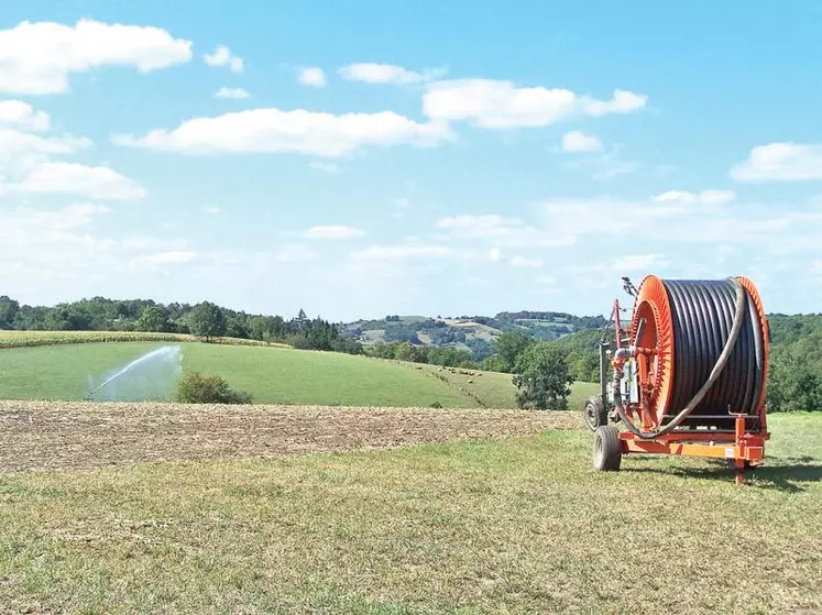 Moins de 600 ha irrigués dans le Cantal.