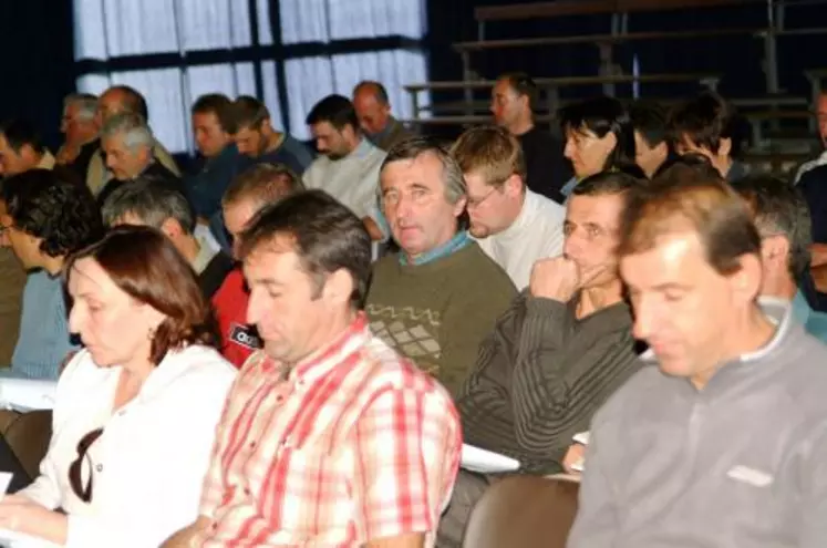 Environ 80 personnes participaient vendredi à Murat à l’assemblée générale de l’Adeca.