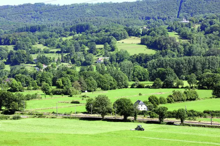 Pour Jean-Marie Séronie, ingénieur agronome, les territoires ruraux comme le Cantal, doivent miser sur la silver-économie.