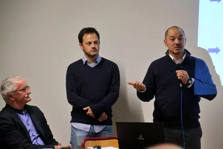 Face au président Teyssedou et aux conseillers communautaires, Jules 
et Emmanuel Jalenques ont rappelé la croissance exponentielle de leur entreprise et présenté le projet de développement.