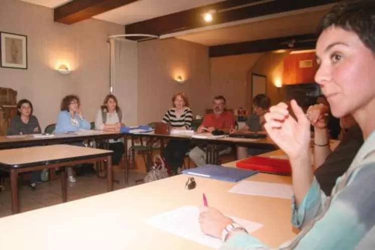 Réunion du bureau de l’ordre des infirmiers, présidé par Erik Steene.
