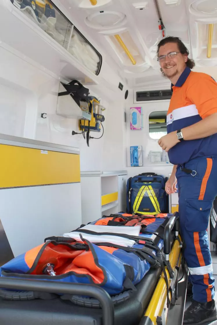 Président de la Protection civile d’Aurillac, Benjamin Casselles s’investit sans compter pour mener à bien les missions de l’antenne.