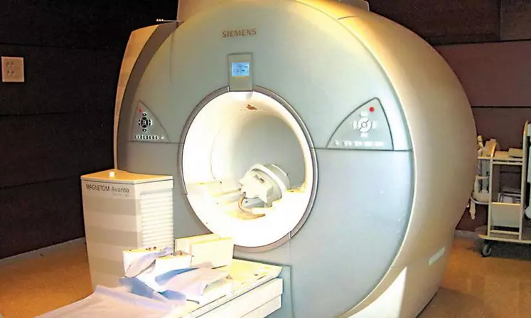 L’hôpital Mondor dispose déjà depuis 2001 d’un IRM “à vocation
généraliste”.