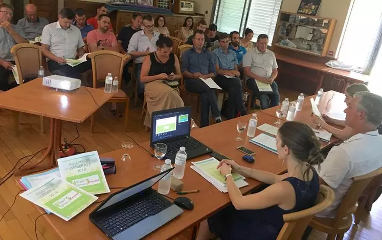 De nombreux partenaires d’Agri emploi 15 ont assisté à son assemblée générale, le 23 juillet à Vic-sur-Cère.