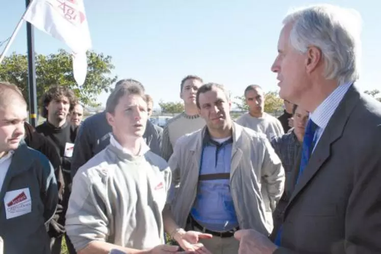 Le ministre Barnier s’est félicité d’une discussion franche engagée avec les Jeunes agriculteurs du Massif central.