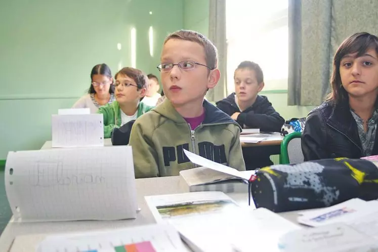 Plus de 22 100 élèves ont repris le chemine de l’école pour cette rentrée 2010 , qui selon l’inspecteur d’académie, se prépare depuis octobre.