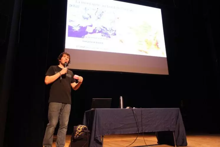 Passionné de météorologie, Alexandre Letort a captivé son auditoire. Et expliqué la complexité des prévisions sur  les massifs auvergnats.