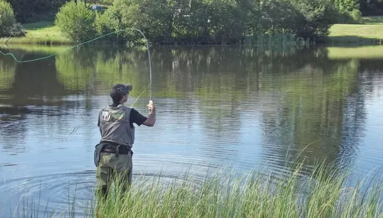 La technique de la pêche à la mouche ne s'improvise pas.