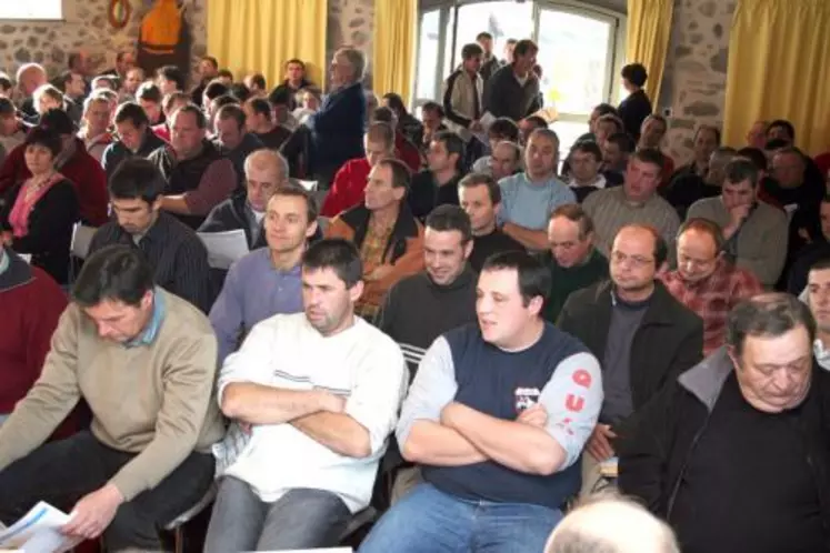 Plus de 150 producteurs ont participé début décembre à Jussac à l’assemblée générale du syndicat départemental de Contrôle laitier.