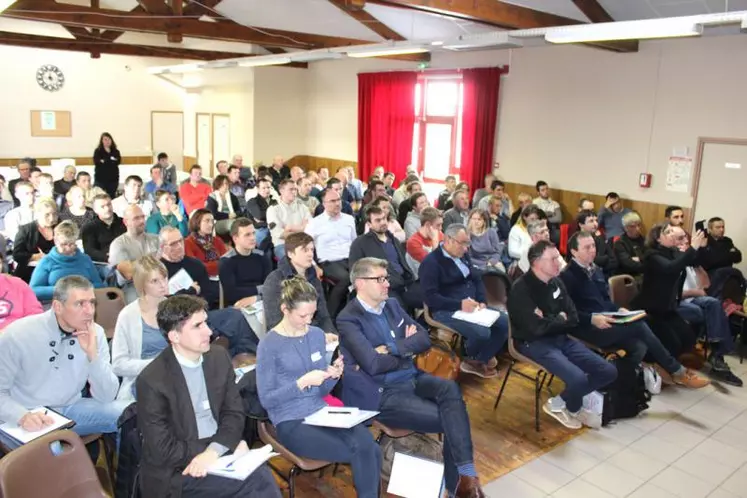 Cent vingt participants ont écouté avec attention l’exposé de Yann Martinot. Une épigénétique à ses débuts mais prometteuse.