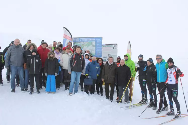 Une piste au nom du champion célébrée par sa famille et les élus.