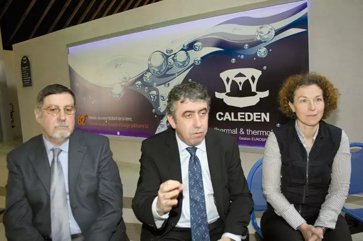 Si la satisfaction est de voir les résultats du centre thermal et thermo-ludique, d'autres questions interpellent le président Descœur, entouré de Marc Pepi et de Madeleine Baumgartner.