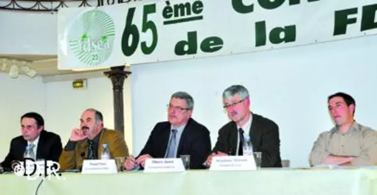 Jean-Philippe Viollet, président de la chambre d’agriculture, Philippe Monteil, président de la FDSEA, Pascal Ferey,vice-président de la FNSEA, Thierry Jamot, secrétaire général de la FDSEA et Stéphane Moreau, président des Jeunes agriculteurs de la Creuse.