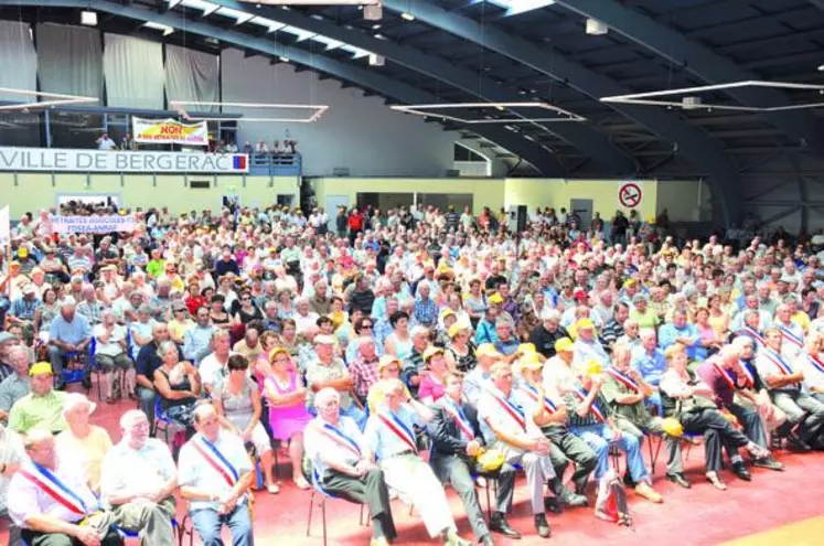 Deux mille cinq cents retraités agricoles ont participé au meeting.