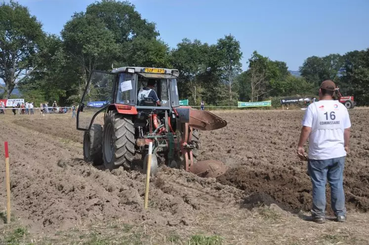 La finale départementale du concours de labour réunira les finalistes des concours cantonaux des semaines précédentes.