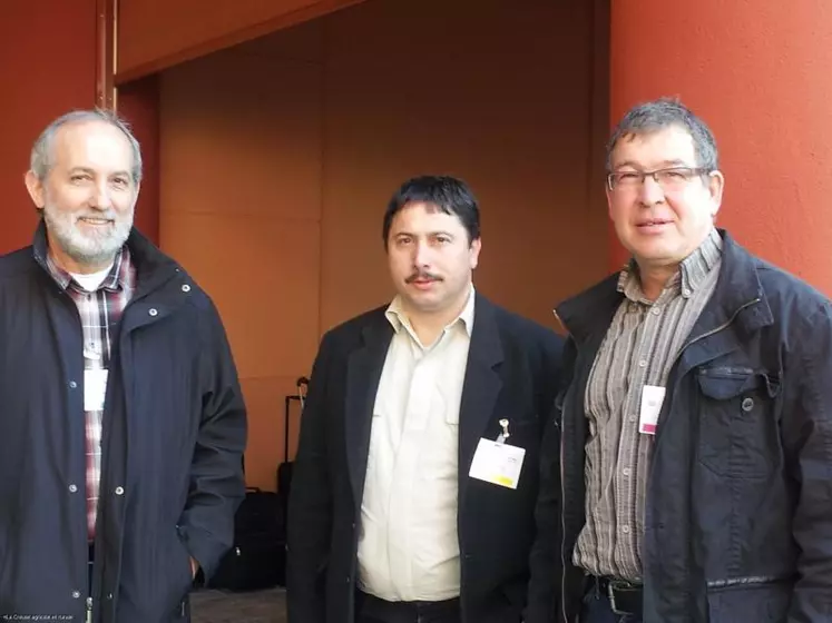 De gauche à droite : Joseph Mousset, président de la FDSEA de la Haute-Vienne, Pascal Lerousseau, président de la FDSEA de la Creuse, et Tony Cornelissen, président de la FDSEA de la Corrèze.