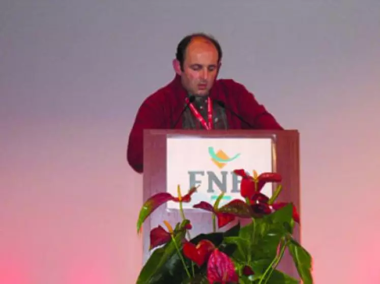 Bruno Dufayet a parlé au nom 
des agriculteurs d’Auvergne et 
du Limousin, lors du congrès 
de la FNB.