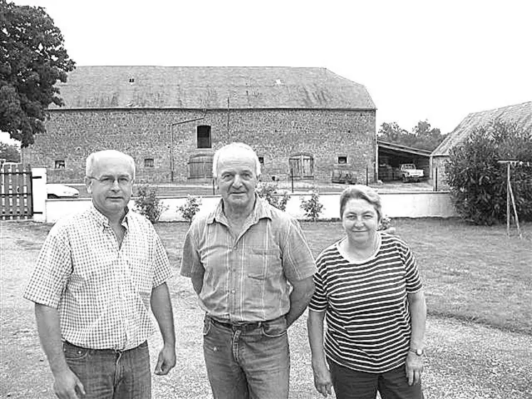 Alain Roby animateur du RDI, Milé et Marie-Antoinette Bacic.