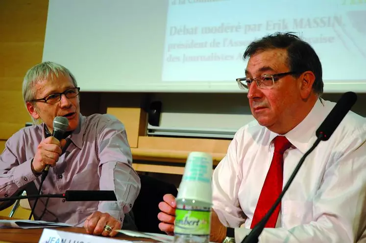 Jean-Luc Demarty, directeur général de l’agriculture et du développement rural à la commission européenne, à droite.