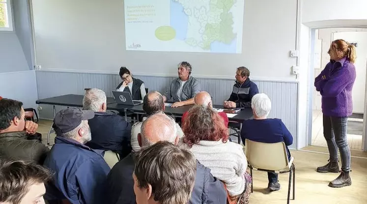 Le mercredi 17 mai avait lieu une réunion d'information sur la prédation dans le Puy-de-Dôme et au-delà, animée par la direction départementale des territoires (DDT) et la fédération nationale ovine (FNO).