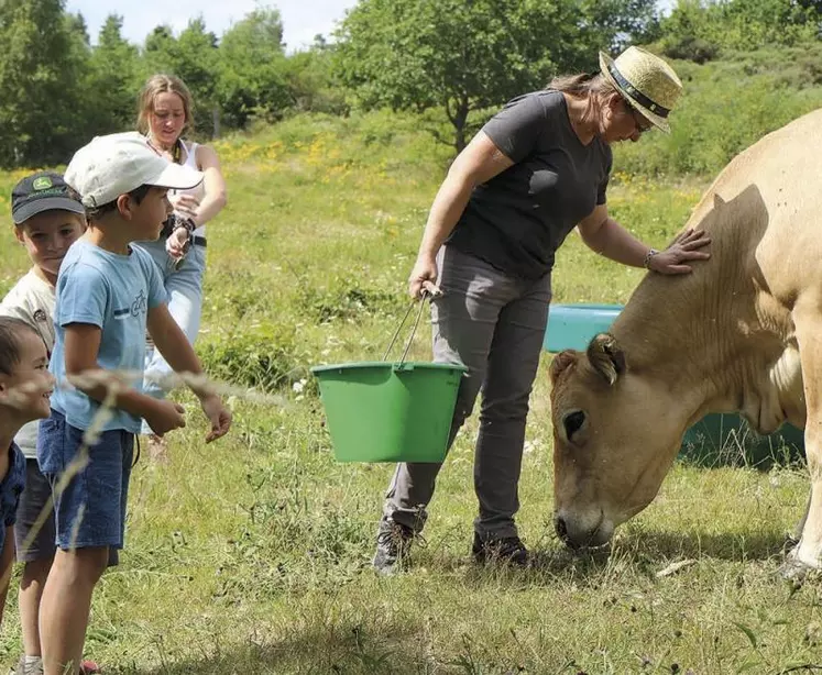 Sept visites de fermes sont prévues cette année, contre trois les années précédentes. Une formule repensée en fonction des impératifs de la crise sanitaire et dont le succès reste au rendez-vous.