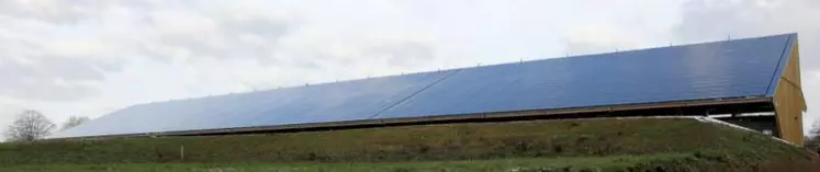 Depuis juin 2023, la Région gère les dispositifs d'aide pour les investissements en agriculture. Jusqu'à présent, le PCAE était contrôlé par la DDT.