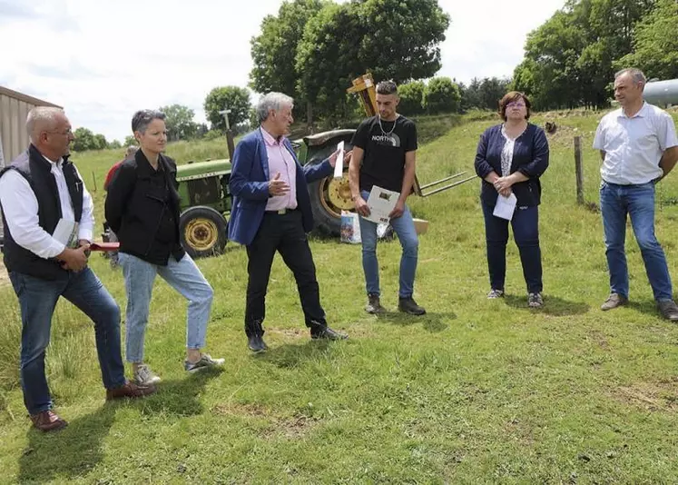 Après une expérimentation d'un an, la foncière agricole d'Occitanie, une première en France, permettant d'accompagner les projets d'installation agricoles sur le volet foncier, est lancée. L'un des premiers agriculteurs à en bénéficier est Clément Farges, installé en vaches laitières et brebis viande à Rimeize.