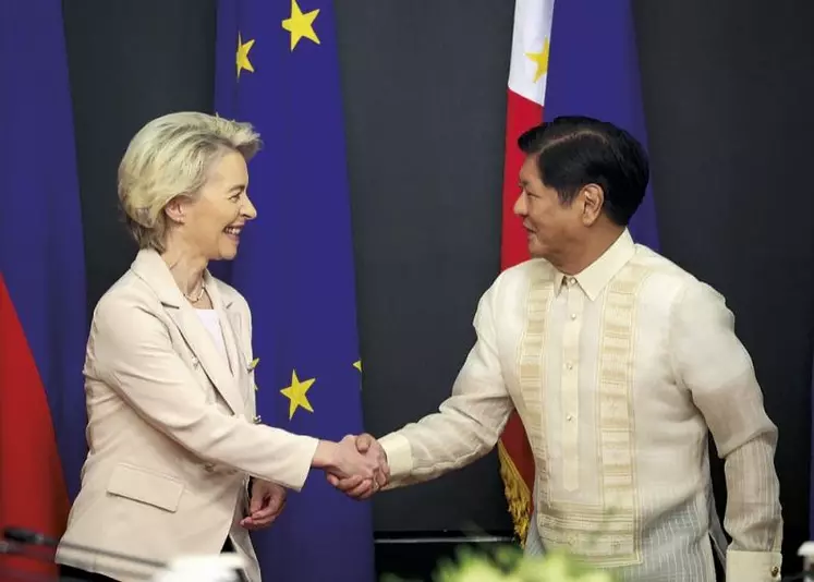 L’Union européenne et les Philippines ont entamé une étude exploratoire pour un accord de libre-échange lors de la visite d’Ursula Von der Leyen, présidente de la Commission européenne, à Manille les 30 et 31 juillet.