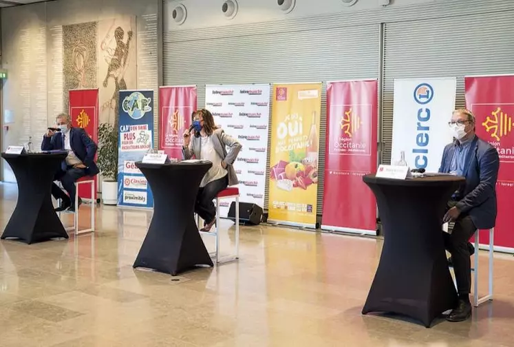 Carole Delga, présidente de la région Occitanie, lors de la présentation de la charte en conférence de presse.