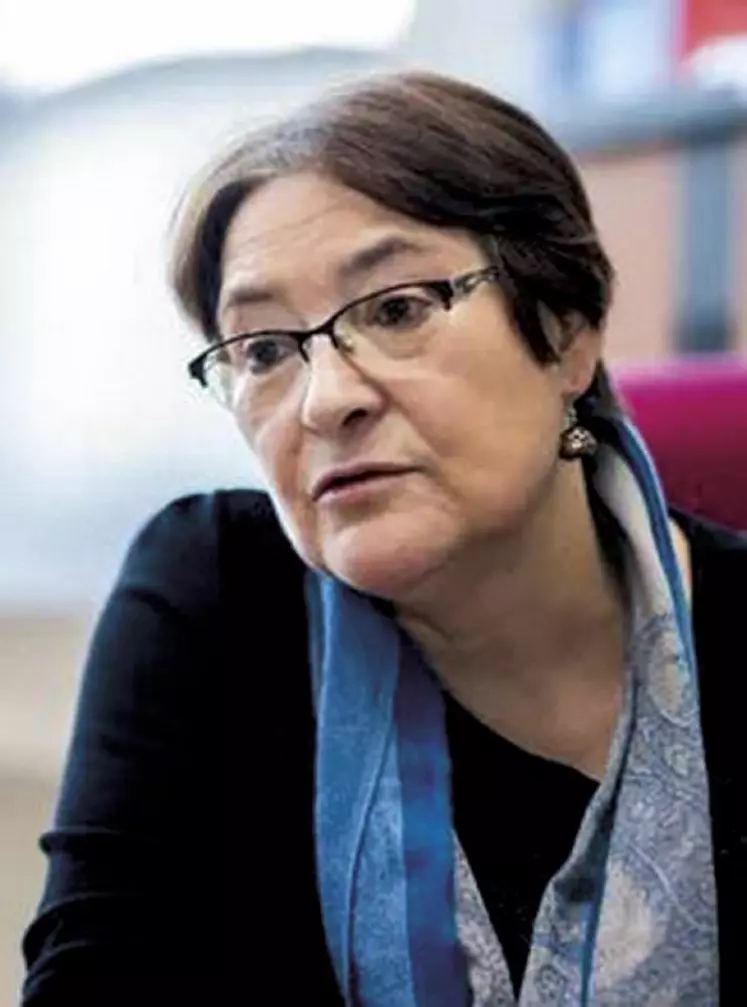 Christine Aubry est directrice de la chaire partenariale Agricultures urbaines et co-autrice du livre Les Agricultures urbaines en France*, paru en 2022.