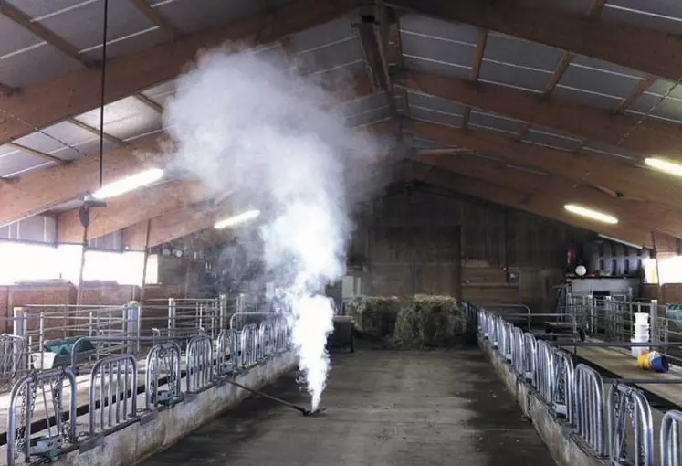 La visualisation des circuits d’air au moyen de fumigènes permet d’apprécier le fonctionnement de la ventilation.