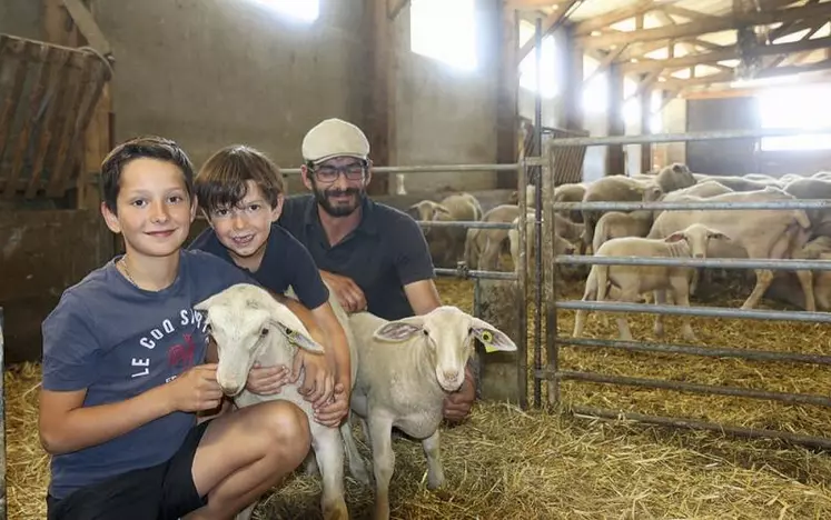 Baptiste Barrère est installé depuis 2016 en tant qu'exploitant individuel, sur la commune de Chirac. Il va participer pour la seconde fois à Qualiviande, concours qui se tiendra les 17 et 18 septembre à Aumont-Aubrac.