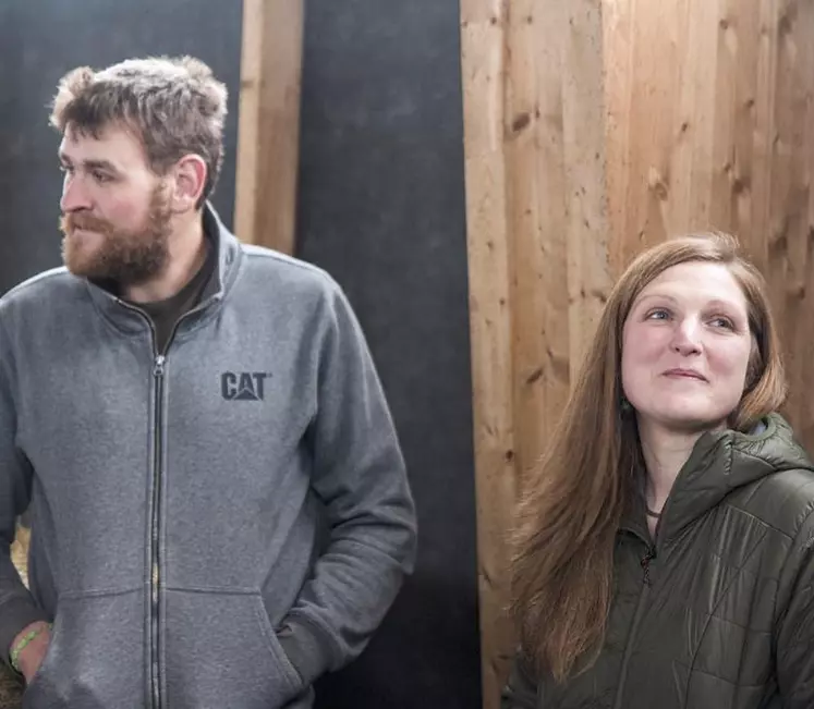 Cyril Bonhomme et Isabelle Vieilledent exposent les difficultés que rencontrent les jeunes agriculteurs qui souhaitent s’installer.