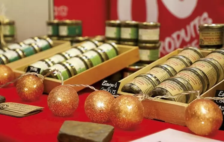 Jeudi 15 décembre, la Maison de ma région à Mende, a organisé son premier marché de noël avec des producteurs Sud de France.