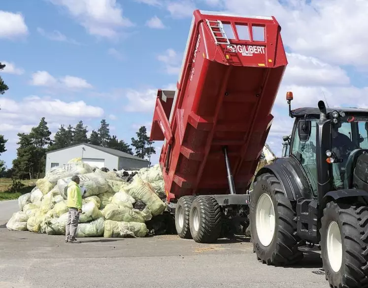 Lancée officiellement en 2001, la collecte des déchets agricoles pilotée par le Copage fait de plus en plus d’adeptes. La collecte des déchets plastiques augmente « de 2 à 3 % chaque année », selon les organisateurs.