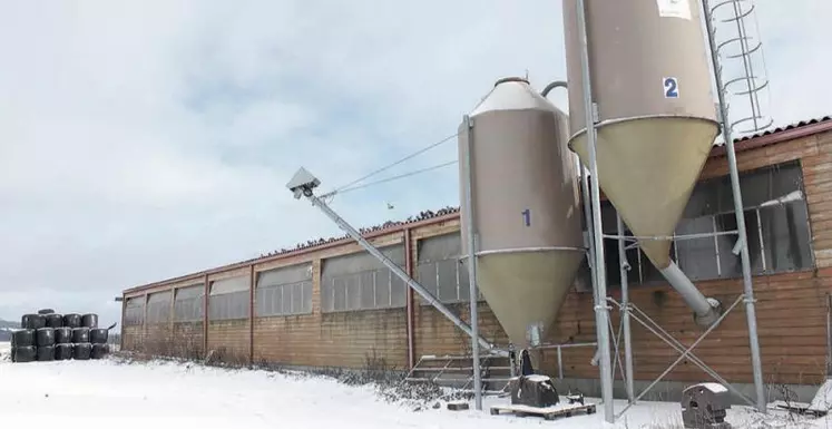 Le nouveau silo n’est pas installé, mais le projet suit son cours et le stockage et la distribution des céréales devraient être améliorés.