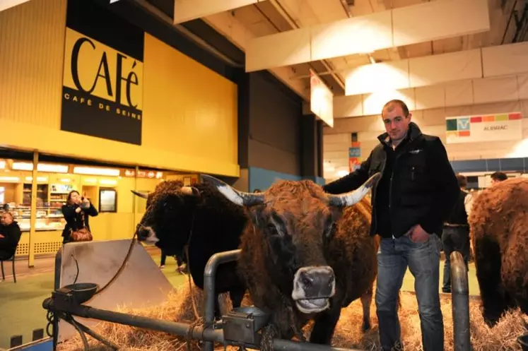 François Brunel, éleveur d'Aubrac lozérien, était présent au salon.