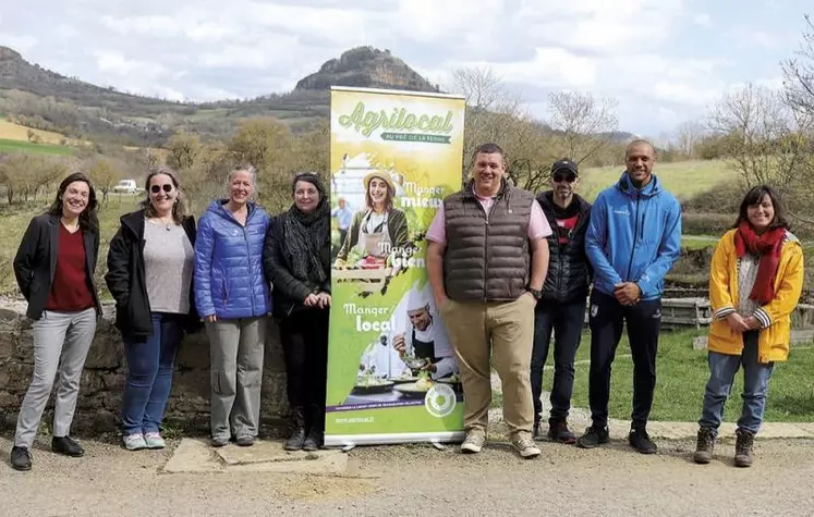 L'opération « Au pré de la ferme 2023 » organisée par l'association Agrilocal a été lancée lors du Salon international de l'agriculture à Paris. Le département de la Lozère a participé à l'événement avec cinq visites organisées à destination des professionnels de la restauration collective.