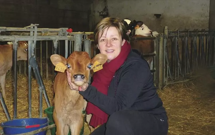 Nathalie Delagnes et son mari Franck sont éleveurs de vaches laitières en agriculture bio à Grand Vabre, dans l’aveyron.