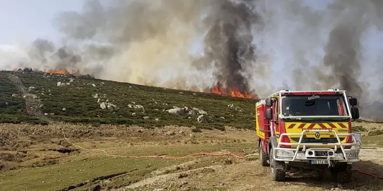 Depuis 2018, l'association Copage et les agriculteurs de la commune du Pont-de-Montvert-Sud-Mont-Lozère font appel à l'Unité d'Instruction et d'Intervention de la Sécurité civile nº7 basée à Brignoles pour réaliser des brûlages pastoraux auprès d'agriculteurs qui n'ont pas les moyens de les réaliser seuls.