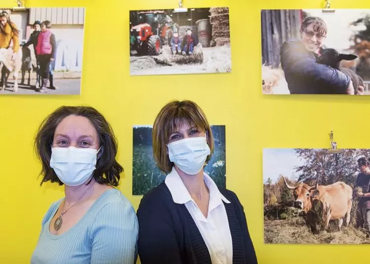 À partir du 2 mars, à la maison de la région de Mende, les Agricultur’elles proposent une exposition photo sur le thème des agricultrices au travail, photographiées par la talentueuse Nadège Talagrand, ou Mélina de son nom de photographe.