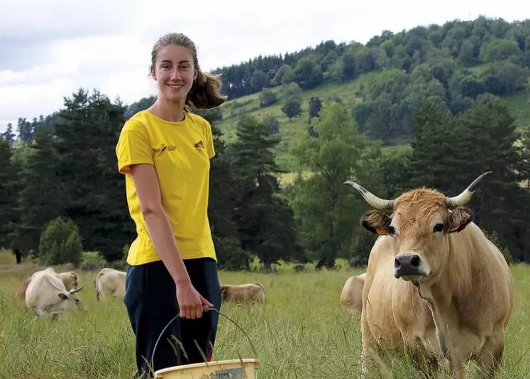 Lorine Delcros, bien connue de nombreux jeunes agriculteurs puisqu'elle a travaillé au bureau des Jeunes Agriculteurs, a décidé, à son tour de franchir le pas et de s'installer sur la ferme familiale.