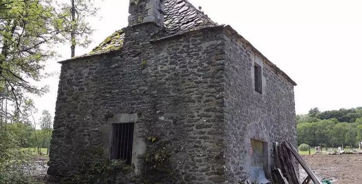 Exemple de rénovation d’un moulin, avant et après.