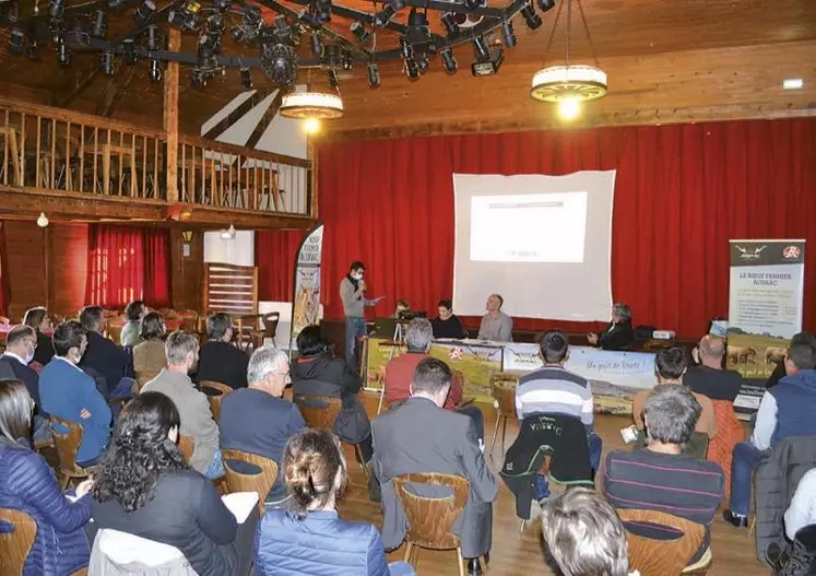 Avec plus de 2 000 animaux labellisés, plus de 500 élevages engagés, des bouchers et magasins demandeurs, l'association Boeuf fermier Aubrac peut avoir confiance en l'avenir. Lors de l'assemblée générale, fin octobre à Nasbinals, le président, Patrick Mouliade, a appelé au maintien de cet élan collectif et ouvert de nouvelles voies pour conforter les débouchés et la valorisation à la production.