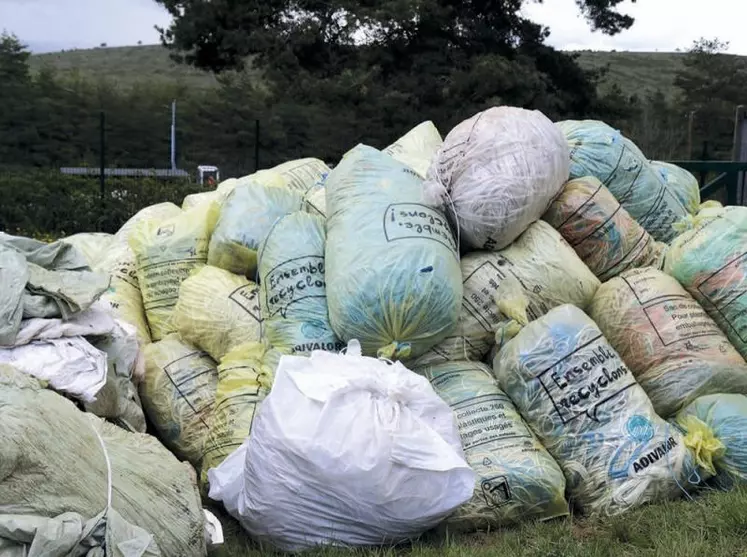 Les agriculteurs français, comme l'ensemble des acteurs de la filière agricole, pourraient fièrement afficher trois étoiles sur leurs cottes.