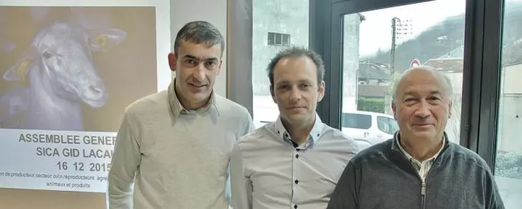 Didier Grasset (à droite) est remplacé par Bruno Crassous (à gauche) et Jérémie Gayraud (au centre).