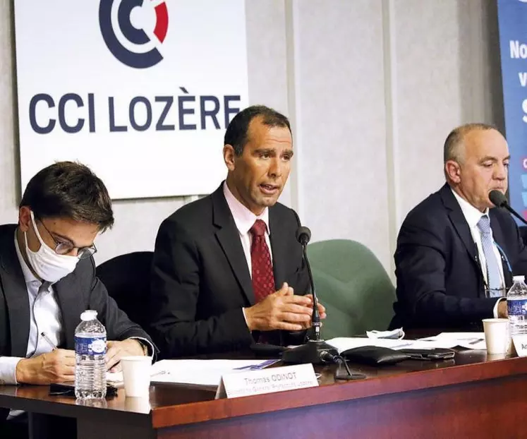 De gauche à droite : Thomas Odinot, secrétaire général de la préfecture, Anouar El-Bakkouchi, directeur de la Banque de France en Lozère et Thierry Julier, président de la CCI.